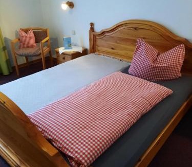 Ortenberg Hotel | Landgasthof Rotlipp Gästezimmer