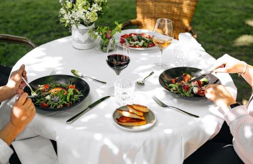 Oelixdorf Hotel | Landgasthof-Unter den Linden