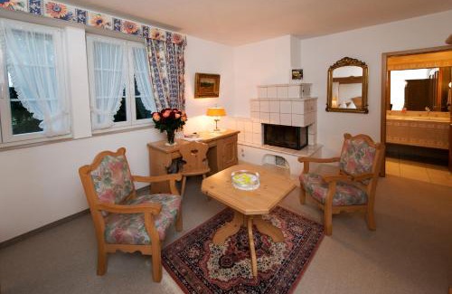 Brunegg Hotel | Landgasthof zu den drei Sternen