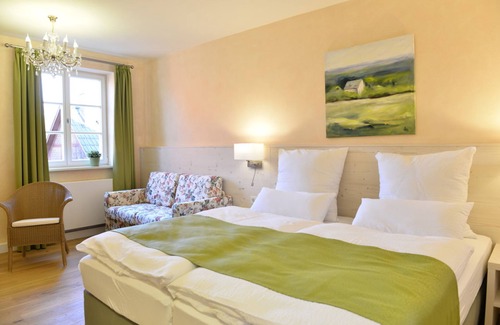 Niemegk Hotel | Landhaus Alte Schmiede