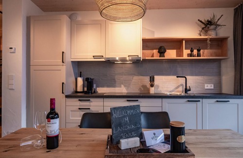 Tropolach Apartment | Landhaus Jenul - Holiday apartments Nassfeld in Carinthia