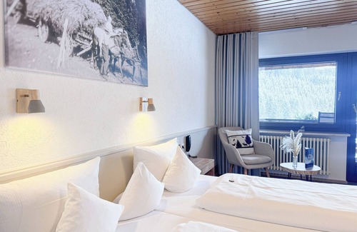 Titisee-Neustadt Hotel | Landhotel Jostalstüble