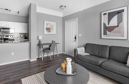 Fossil Creek Apartment | Landing | Amazing 1BD, Pool, Gym