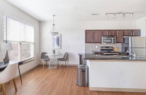 White Settlement Apartment | Landing | Amazing 1BD, Rooftop Lounge, Gym