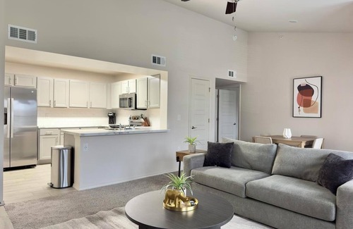 Belton Apartment | Landing at Center 301 - 1 Bedroom in Belton