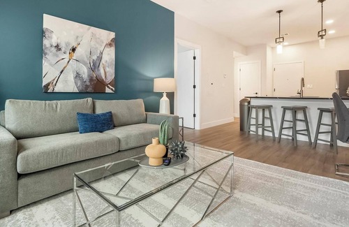 Kensington Apartment | Landing at Hagert and York - 1 Bedroom in East .