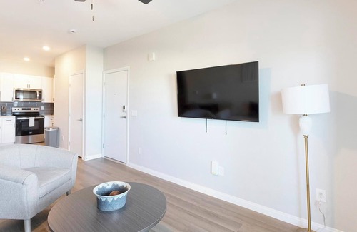 Townsite Apartment | Landing at Summit on Boulder - 2 Bedrooms in Va.
