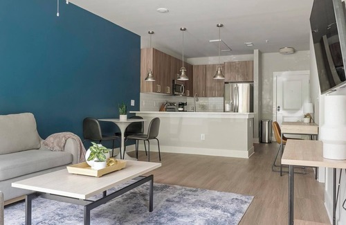 Town Center Apartment | Landing at The Delaney at East Park - 1 Bedroom.