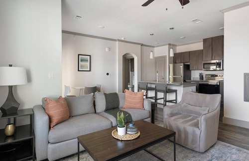 Manor Apartment | Landing at The Flats at Shadowglen - 1 Bedroom .