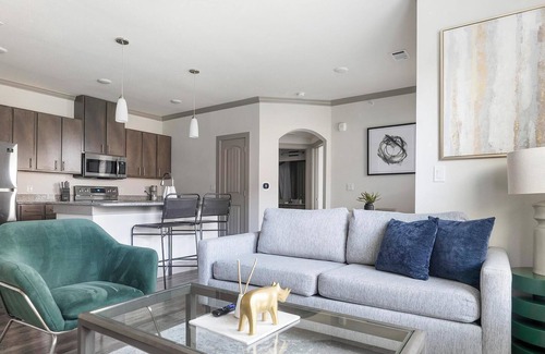 Manor Apartment | Landing at The Flats at Shadowglen - 1 Bedroom .
