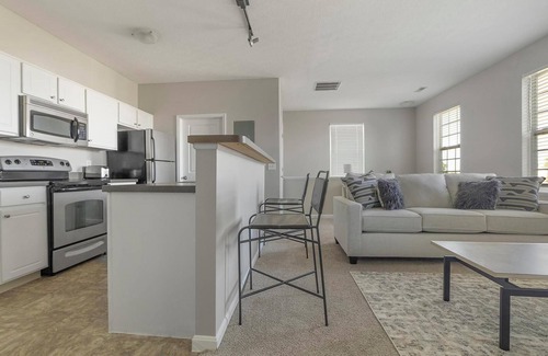 Canal Winchester Apartment | Landing at The Green - 1 Bedroom in South Columbus