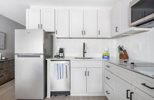 Northeast Raleigh Apartment | Landing at The Harrison - Studio in Northeast R.