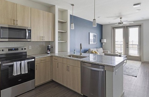 Anna Apartment | Landing at The Quinn - 1 Bedroom in Anna
