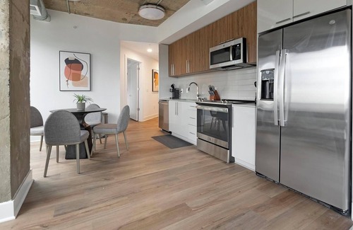 Baileys Crossroads Apartment | Landing at Three Collective - 2 Bedrooms in Fal.