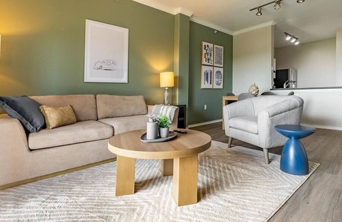 Lewisville Apartment | Landing at Villas of Vista Ridge - 1 Bedroom in Downtown Lewisville