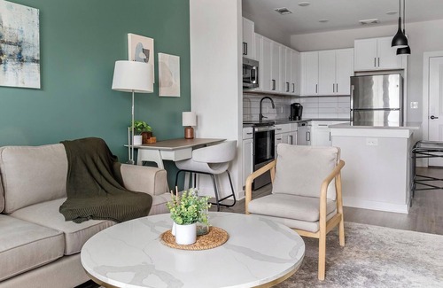 Sugar Hill Apartment | Landing | Modern 1BD, Clubhouse, Pool