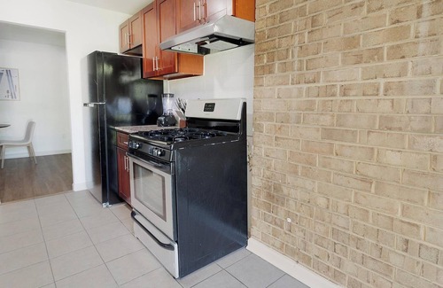 Greenbelt Apartment | Landing | Modern 2BD, Pool, Gym