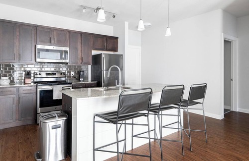 Buda Apartment | Landing | Spectacular 1BD, Yoga Studio, Gym