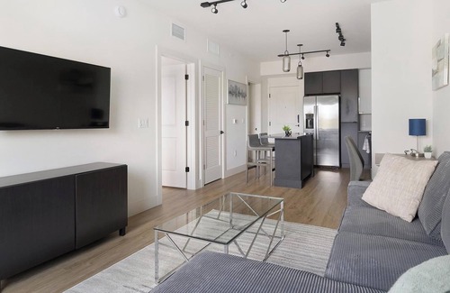 Providencia Park Apartment | Landing | Stunning 1BD, Yoga Studio, Gym