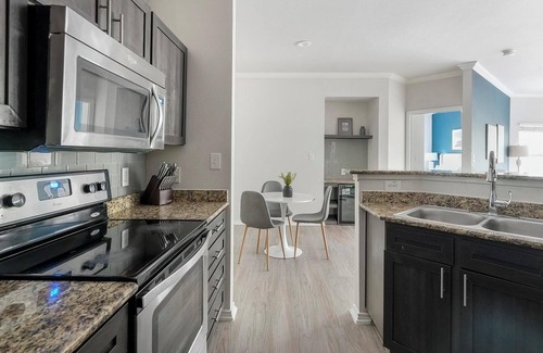 Falconhead Apartment | Landing | Stunning 2BD, Clubhouse, Gym