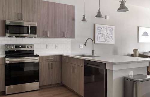 Town Center Apartment | Landing | Stylish 1BD, Rooftop Lounge, Gym
