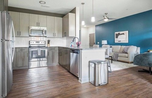 Tropic Apartment | Landing | Stylish 2BD, Gym, Courtyard