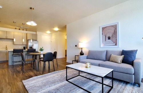 Indian Creek Apartment | Landing | Stylish 2BD, Gym, Clubhouse
