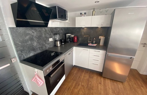 Dummerstorf Apartment | Landliebe Ferienwohnung - Ferienwohnung Landliebe mit Großem Garten