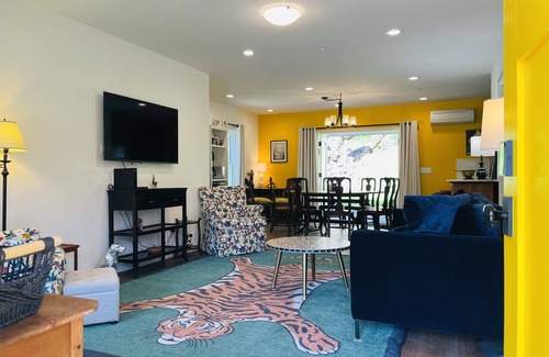 Hacienda Other | ~ Landmark 1857 Farmhouse ~ Hot Tub ~ across from Sunset Beach ~ Pet Friendly ~