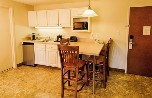 Fort Bragg Hotel | Landmark Inn Fort Liberty