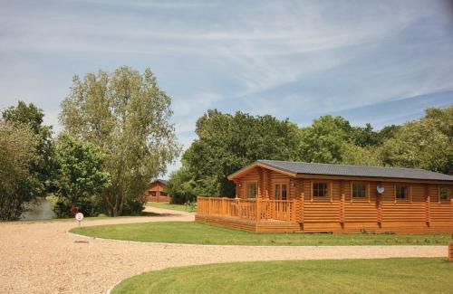 Norwich Resort | Langmere Lakes Lodges