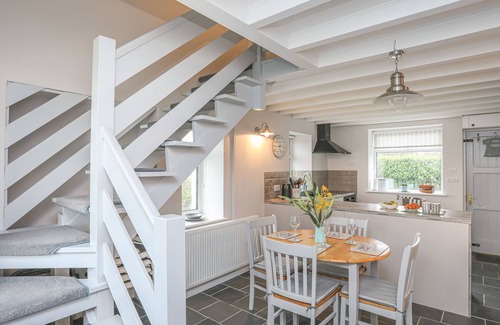 Moelfre Cottage | LANKA, pet friendly, character holiday cottage in Moelfre