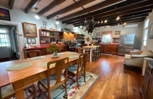 Centreville House | Lansdowne Manor
