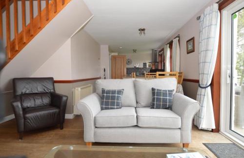 Kilmun House | Larch Cottage