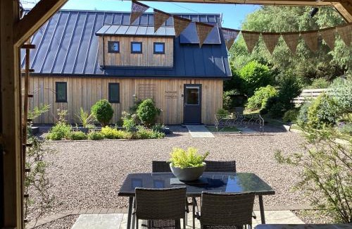 Ellon House | Larchwood Lodge
