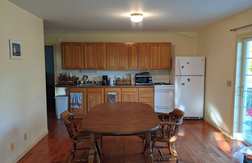 Addison Apartment | Large 1-Bdrm+ Apartment Surrounded by Nature in Rural Vermont