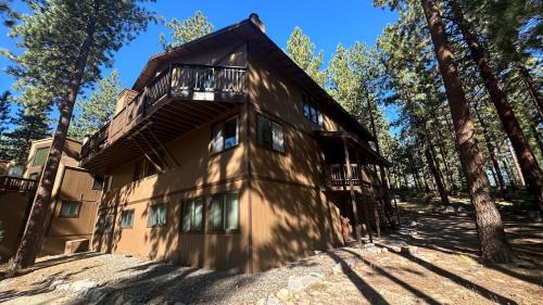 Zephyr Cove House | Large 1875 SF 2-bedroom 3 Bath 3-floor townhome