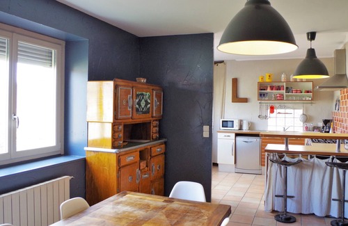 Montferrand-le-Chateau Apartment | Large 3 bedroom gite, near Besançon with private terrace and parking