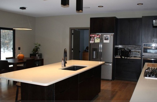 Porter Corners House | Large 4 br home w htd pool 15 mins to SPAC, Saratoga and Belmont Racingn