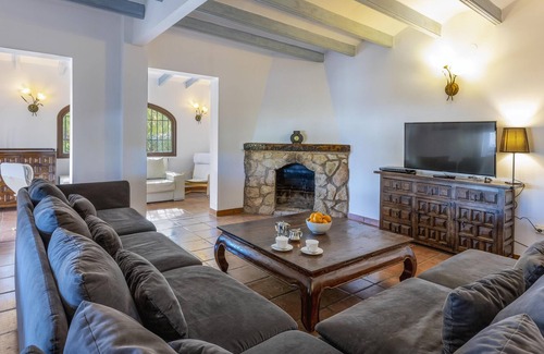 Tarraula Villa | Large and classic villa in Javea, on the Costa Blanca, Spain with private pool for 12 persons