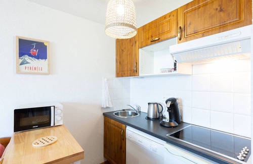 Germ Apartment | Large Apartment for 6 with Parking in Peyragudes