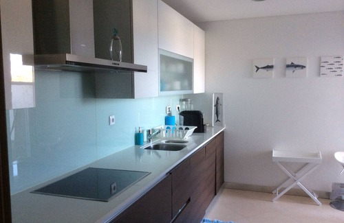 Sesimbra Apartment | Large apartment for unforgettable vacations in Sesimbra, with swimming pool. All comfort