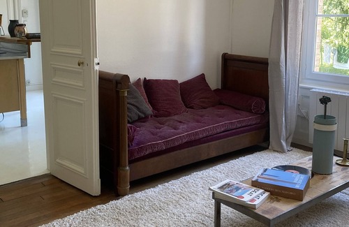 Saint-Nabord Apartment | Large apartment on the garden