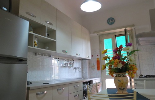 Quartiere XI Portuense Apartment | Large appart. renovated in 2017 well-connected Airport and Center