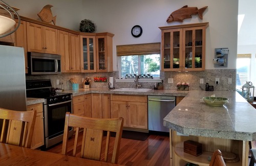 Oceanside House | Large Beautiful home and walking distance to the beach!