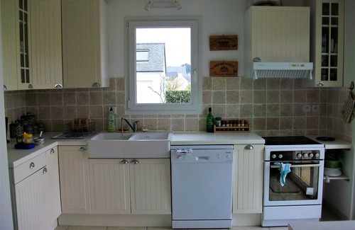 Brignogan-Plage House | Large, bright house with south-facing garden near the beach.