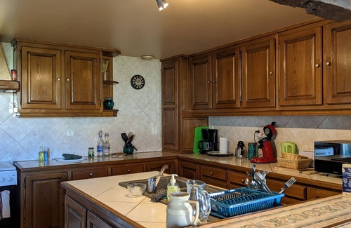 Neuvic House | Large-capacity vacation gîtes (25 pers): Chartreuse d'Ossimpont