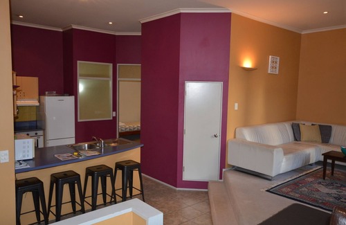 Te Aro Apartment | Large CBD Apartment (v12)