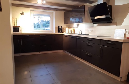 Grosne Cottage | Large, comfortable 5-bedroom country gîte!