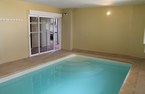 Charbogne Other | Large gîte with indoor swimming pool